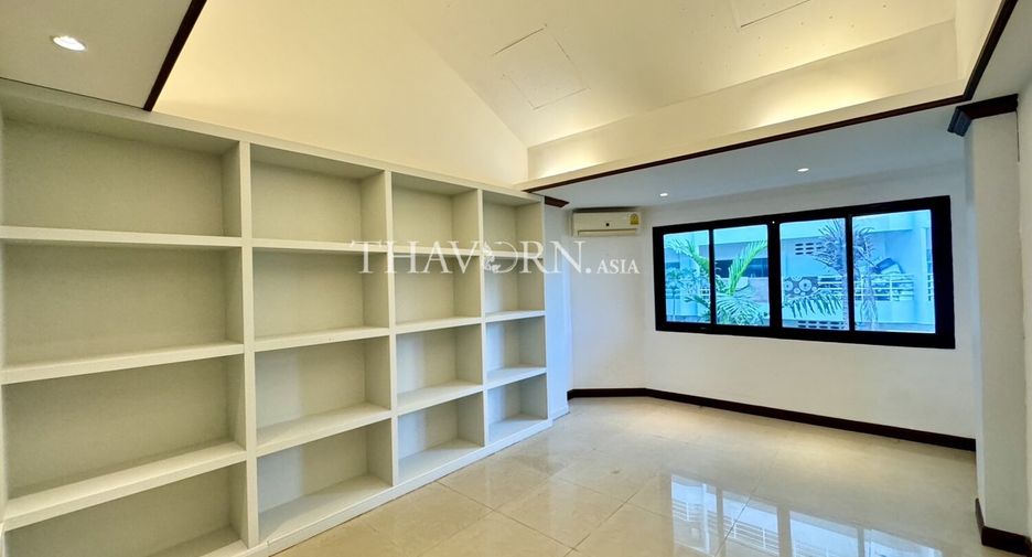 For sale 8 bedrooms house in Bang Lamung, Chonburi