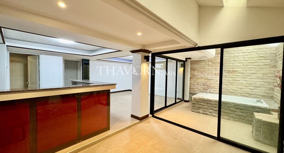 For sale 8 bedrooms house in Bang Lamung, Chonburi