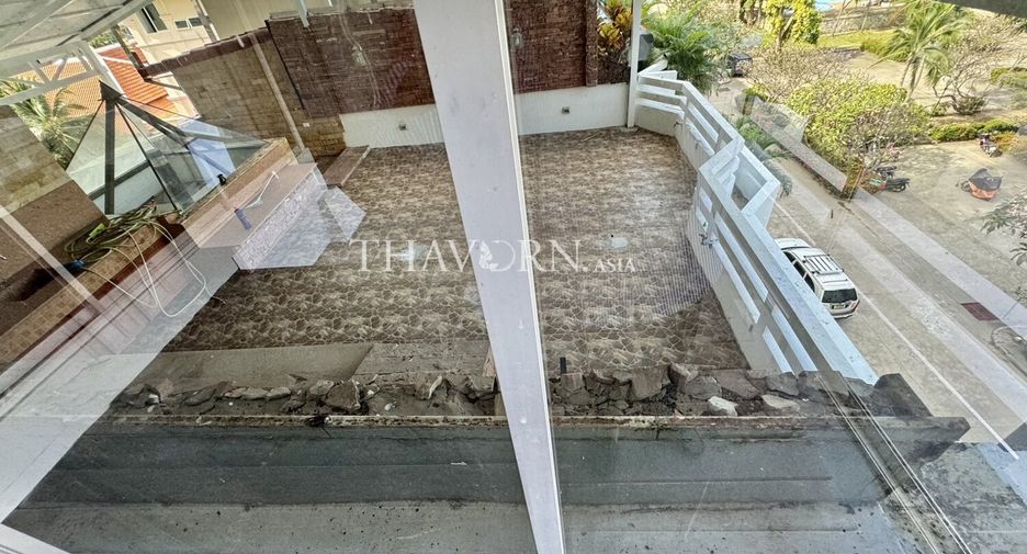 For sale 8 bedrooms house in Bang Lamung, Chonburi