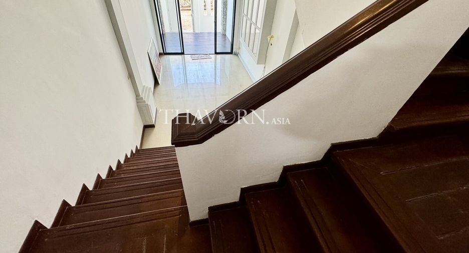 For sale 8 bedrooms house in Bang Lamung, Chonburi