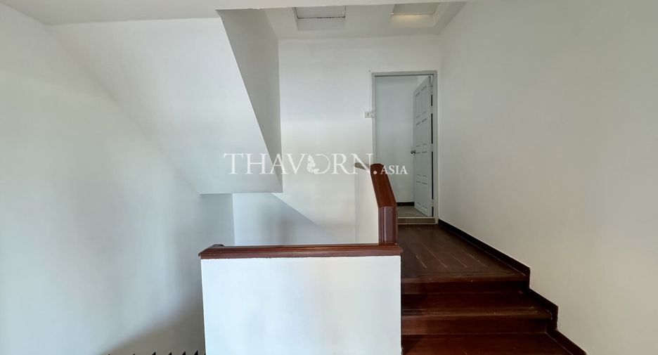 For sale 8 bedrooms house in Bang Lamung, Chonburi