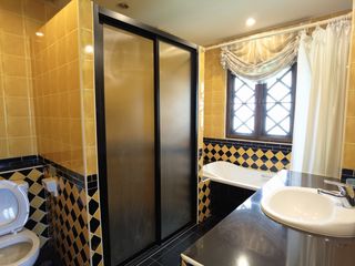 For sale 30 bed hotel in Hang Dong, Chiang Mai