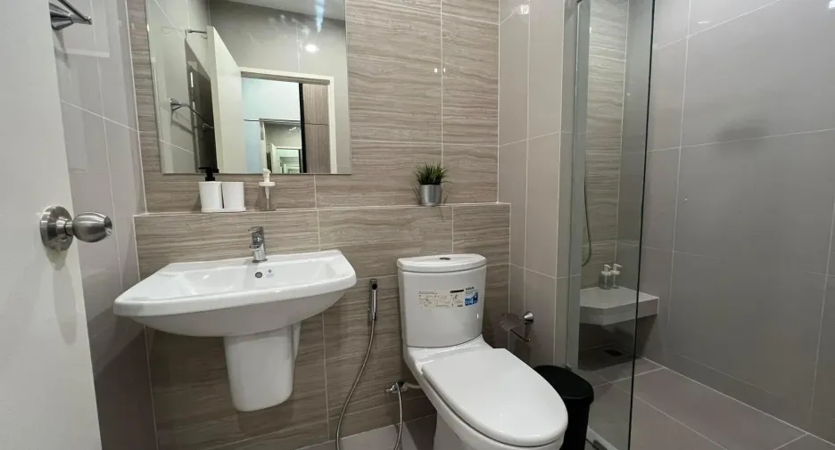 For rent 1 bed condo in Rat Burana, Bangkok