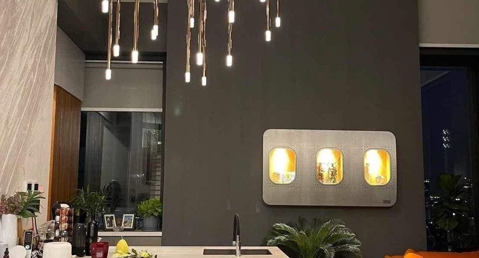 For rent 4 Beds condo in Watthana, Bangkok