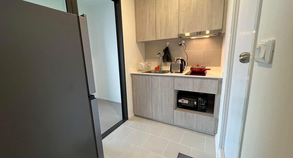 For rent 1 Beds condo in Bangkok Yai, Bangkok