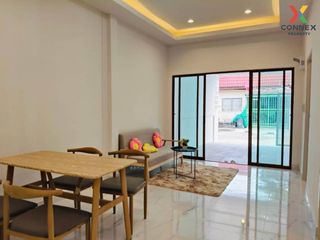 For sale 2 bed townhouse in Thanyaburi, Pathum Thani
