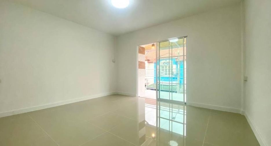 For sale 3 Beds townhouse in Sai Noi, Nonthaburi