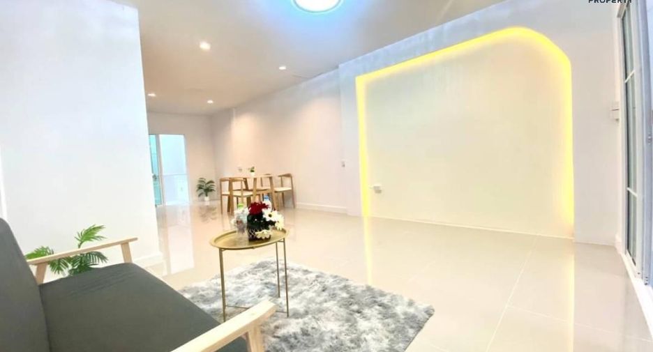 For sale 3 Beds townhouse in Sai Noi, Nonthaburi