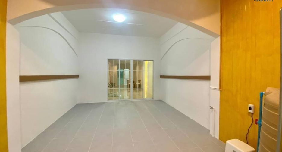 For sale 3 Beds townhouse in Sai Noi, Nonthaburi
