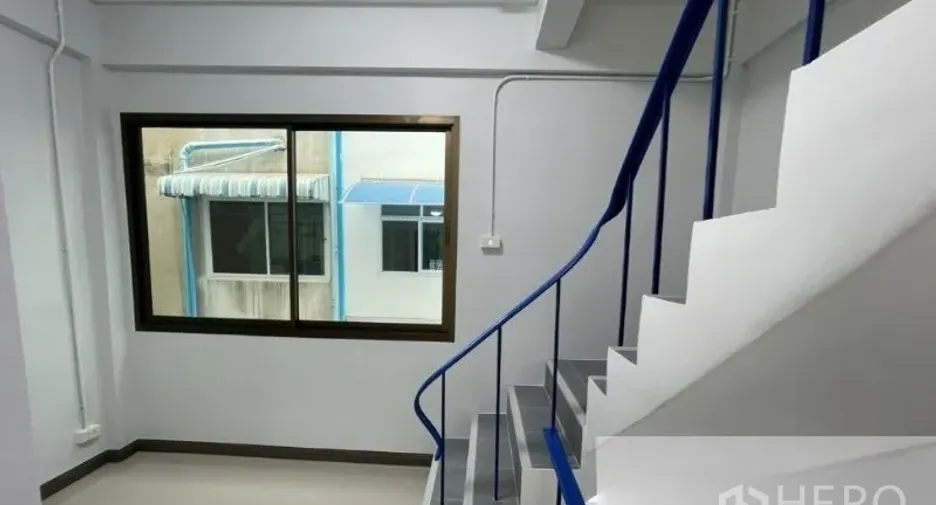 For sale retail Space in Suan Luang, Bangkok