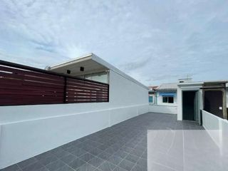 For sale retail Space in Suan Luang, Bangkok