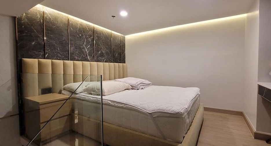 For rent and for sale 4 bedrooms condo in Watthana, Bangkok