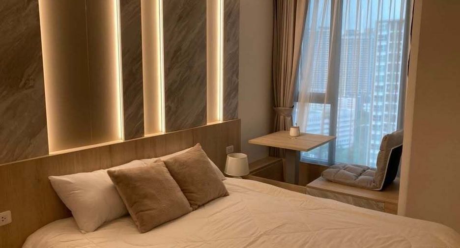 For rent 1 bed condo in Phaya Thai, Bangkok