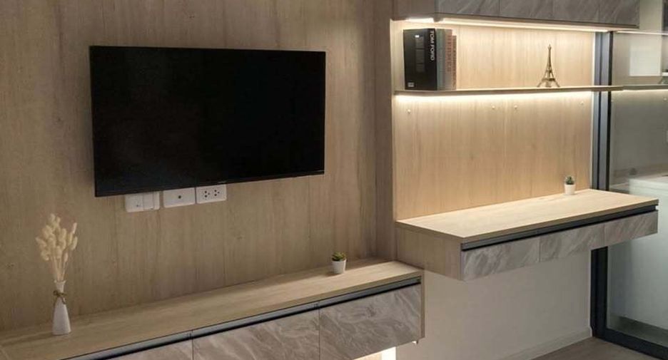 For rent 1 bed condo in Phaya Thai, Bangkok