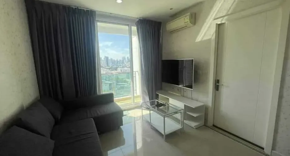 For rent studio condo in Huai Khwang, Bangkok