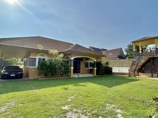 For rent 3 bed villa in Cha Am, Phetchaburi