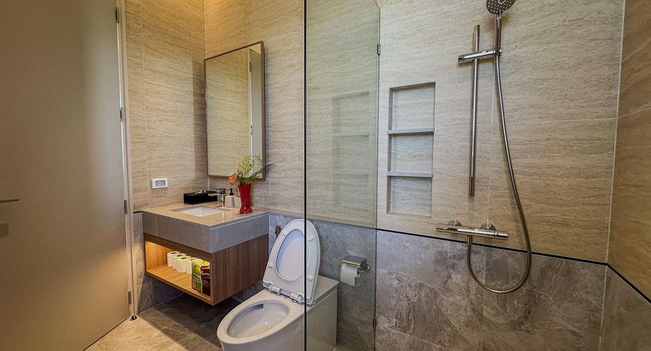 For sale 4 bedrooms villa in Bang Lamung, Chonburi
