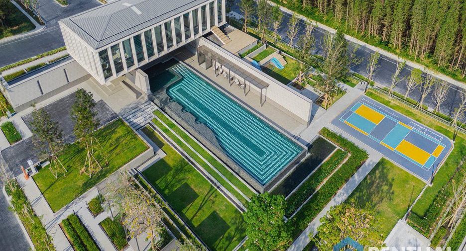 For sale 4 bedrooms villa in East Pattaya, Pattaya
