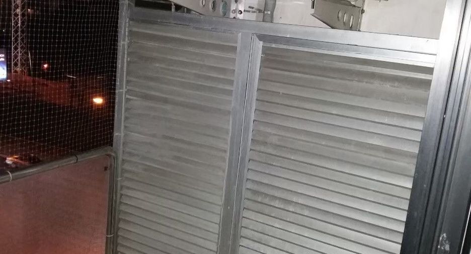 For sale スタジオ condo in Khlong Toei, Bangkok
