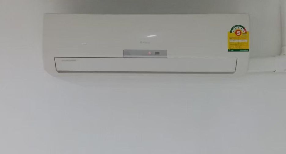 For sale スタジオ condo in Khlong Toei, Bangkok