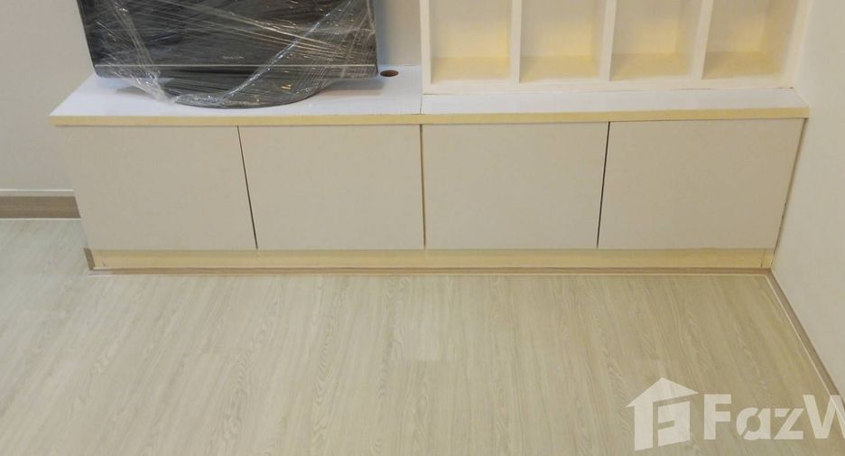 For sale スタジオ condo in Khlong Toei, Bangkok