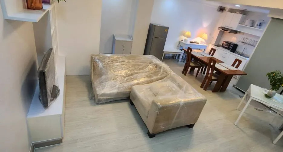 For sale スタジオ condo in Khlong Toei, Bangkok
