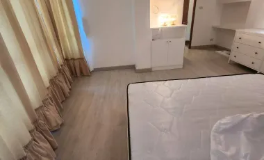 For sale スタジオ condo in Khlong Toei, Bangkok