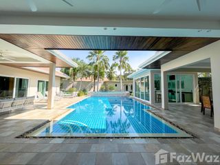 For sale 5 bed villa in Bang Lamung, Chonburi