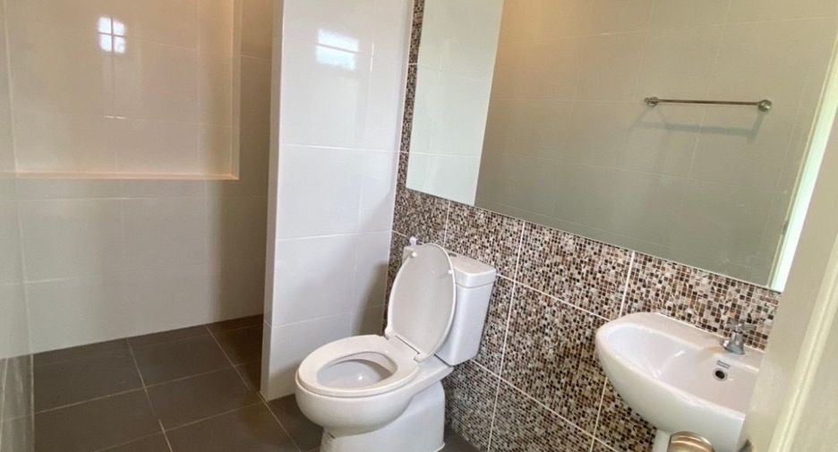 For rent 3 Beds house in Lam Luk Ka, Pathum Thani