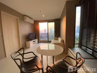 For sale 1 bed condo in Khlong Toei, Bangkok