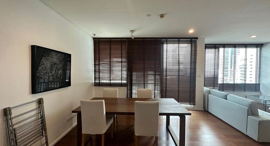 For sale 2 bed condo in Watthana, Bangkok