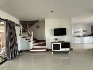 For rent 3 bed townhouse in Cha Am, Phetchaburi