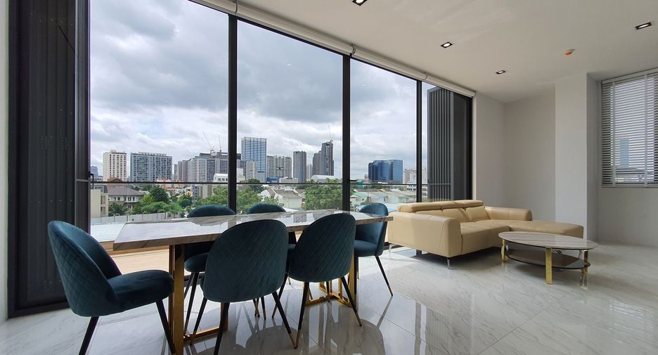 For rent 3 Beds condo in Chatuchak, Bangkok