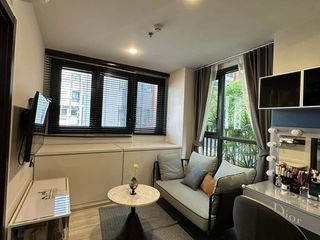 For sale 1 Beds condo in Huai Khwang, Bangkok