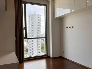 For rent 2 bed condo in Watthana, Bangkok