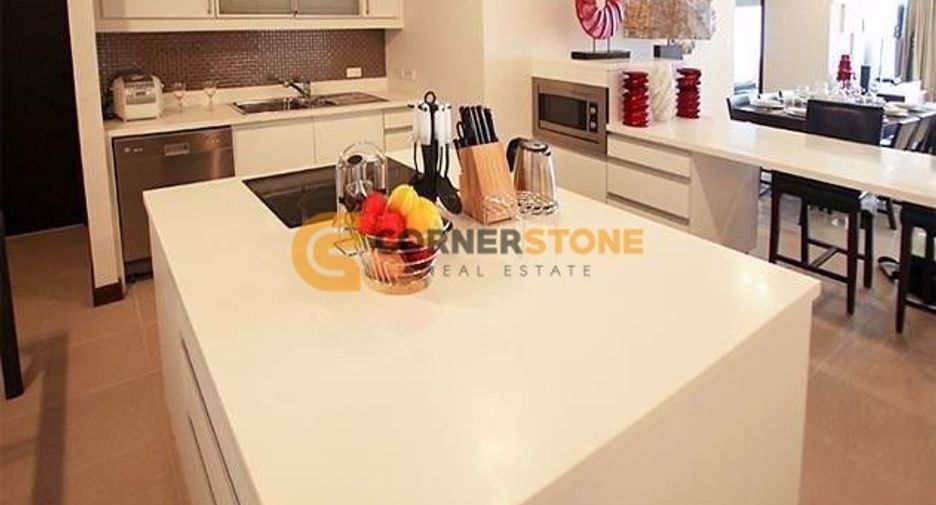 For rent and for sale 3 bedrooms condo in Jomtien, Pattaya
