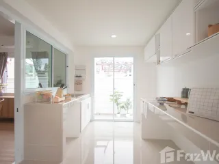 For sale 3 bed house in Mueang Ubon Ratchathani, Ubon Ratchathani