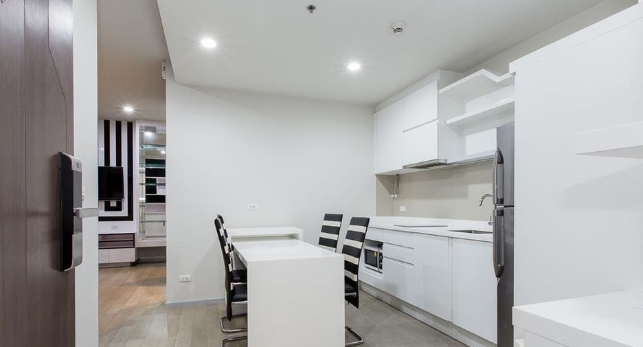 For sale 2 bedrooms condo in Pathum Wan, Bangkok