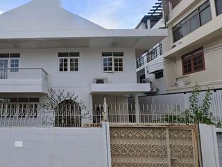 For sale 3 Beds house in Yan Nawa, Bangkok