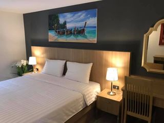 For sale 4 bed townhouse in Kathu, Phuket