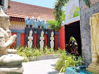 For rent and for sale 3 bedrooms house in Bang Lamung, Chonburi