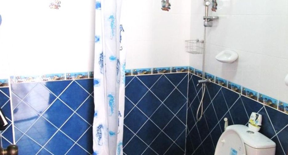 For sale 4 bedrooms house in East Pattaya, Pattaya