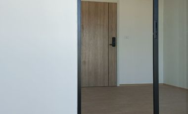 For sale 1 bed condo in Huai Khwang, Bangkok