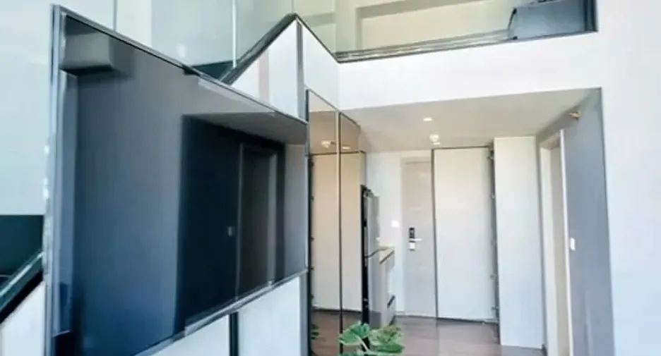 For rent 1 bed condo in Phaya Thai, Bangkok