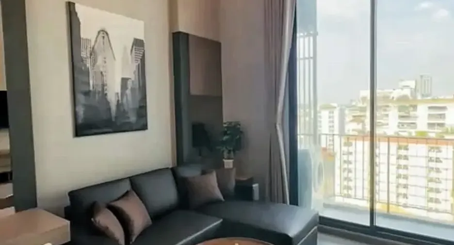 For rent 1 bed condo in Phaya Thai, Bangkok