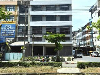 For rent 5 Beds retail Space in Bang Bon, Bangkok