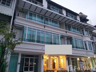 For rent 24 bed hotel in Huai Khwang, Bangkok