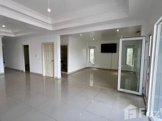 For sale 8 bed retail Space in Kathu, Phuket