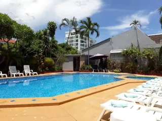 For sale 25 bed hotel in North Pattaya, Pattaya