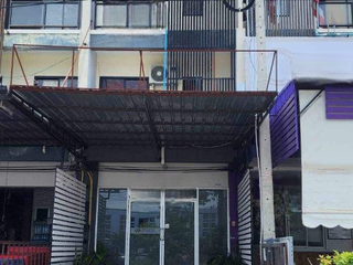 For sale 2 Beds retail Space in Si Racha, Chonburi